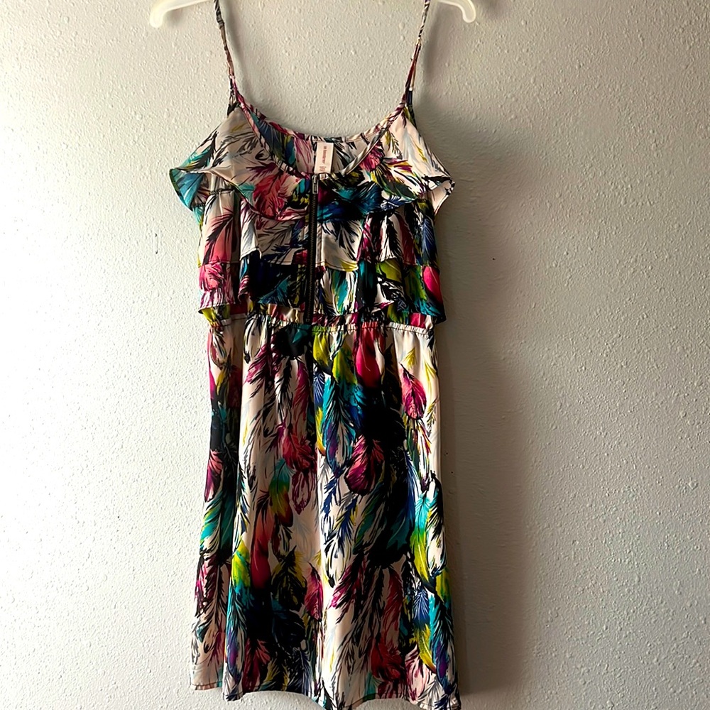 No Boundaries cute front zip!